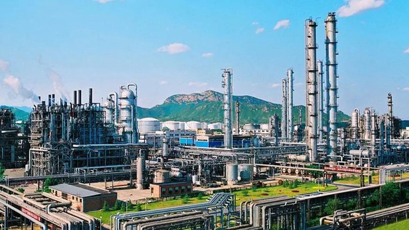 新型隔墙材料：一吨价格与关键参数解析**
